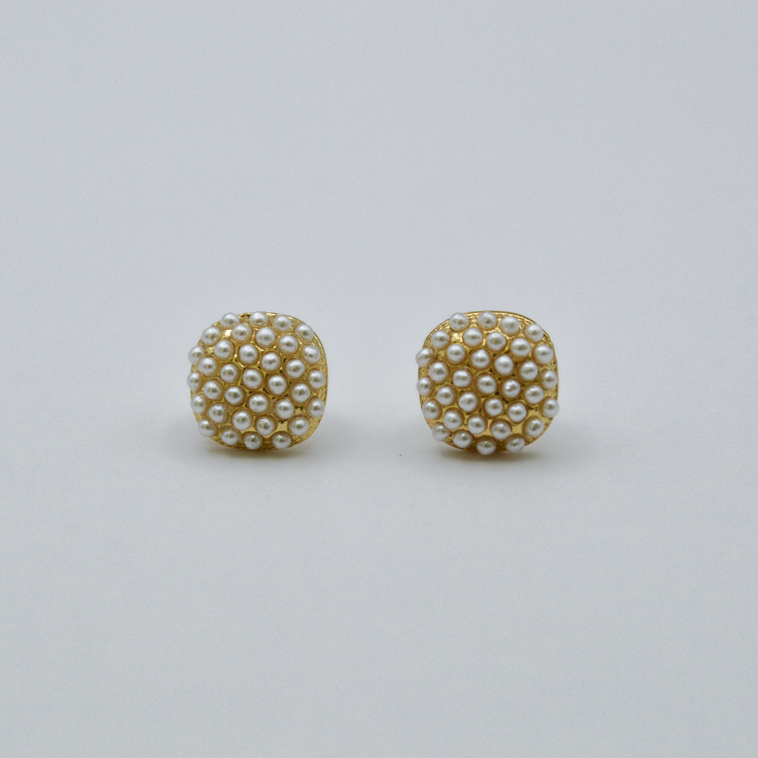 Aretes cuadrados perlas