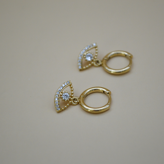 Huggies basic ojo zirconias shiny