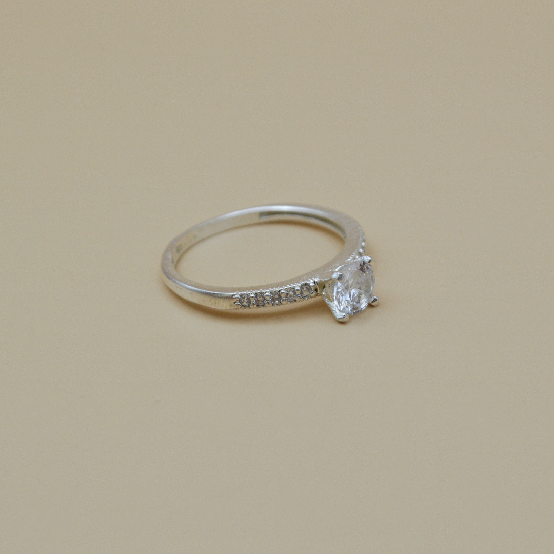 Anillo plata .925 zirconia circular natural