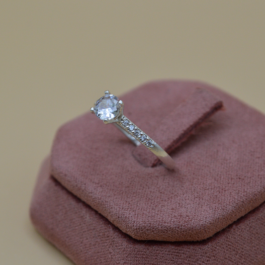 Anillo plata .925 zirconia circular natural