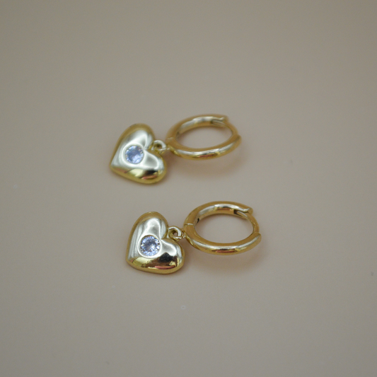 Huggies basic corazón grande zirconia al centro