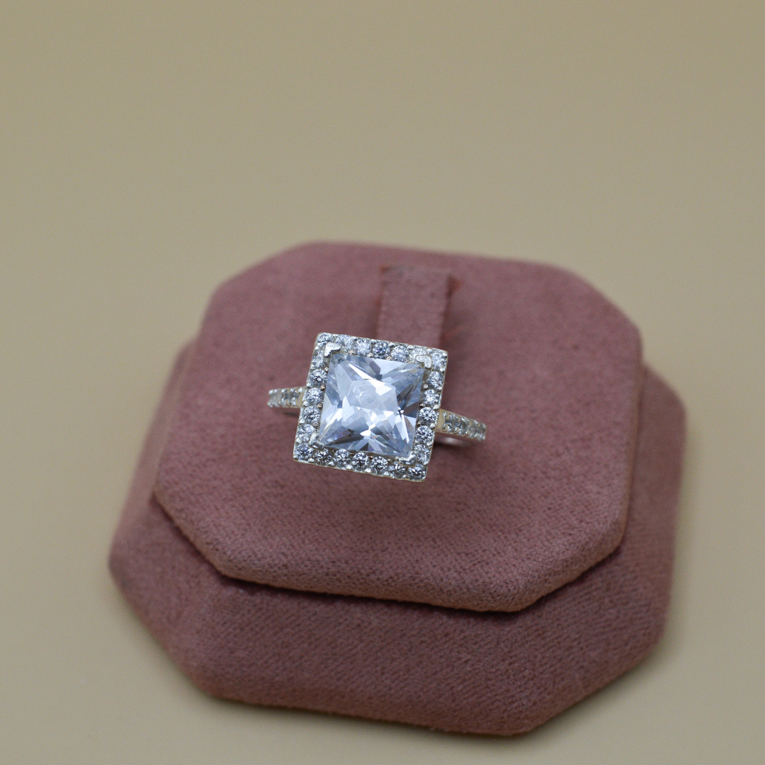 Anillo plata .925 zirconia cuadrada natural