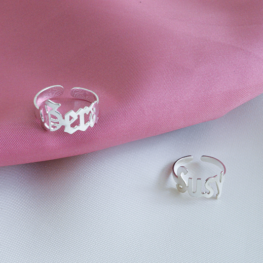 Anillo personalizado nombre ajustable