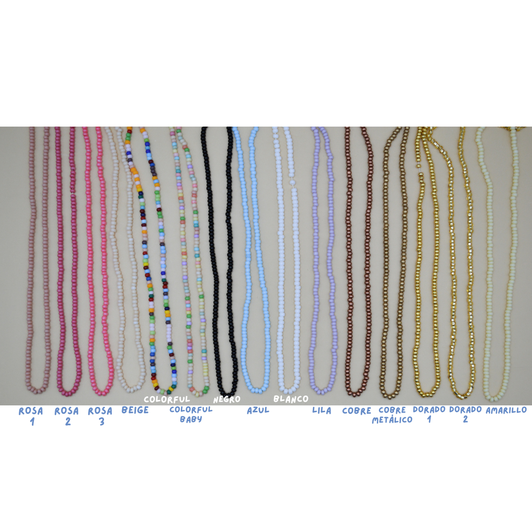 Choker personalizado con chaquiras y letras mini gold