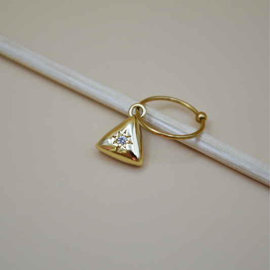 Piercing triángulo estrella zirconia