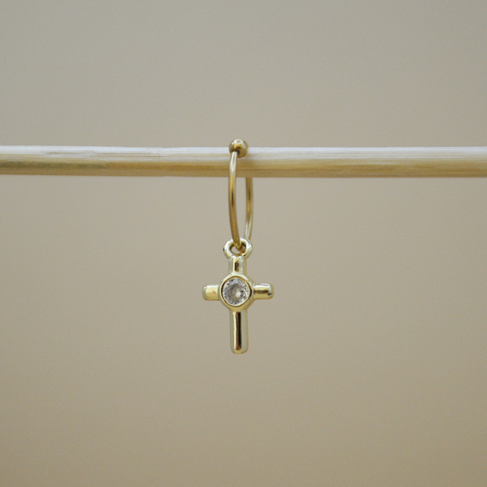 Piercing cruz mini zirconia al centro