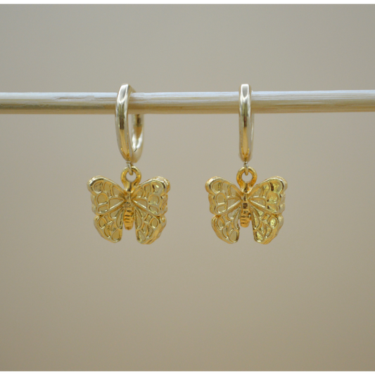 Huggies basic mariposa 3D