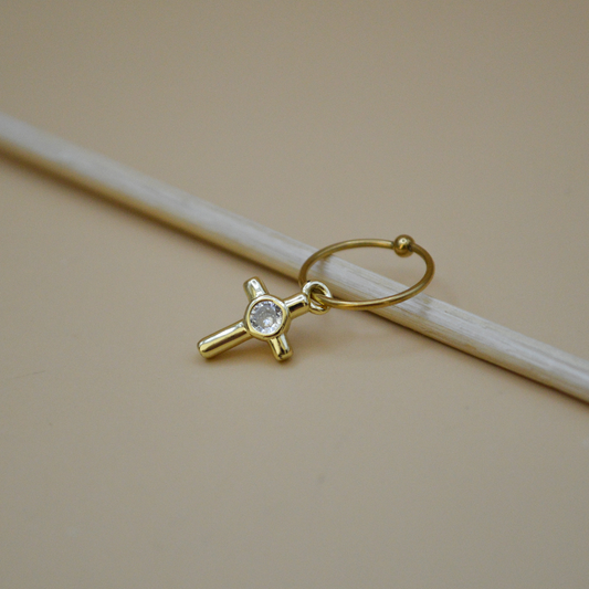Piercing cruz mini zirconia al centro