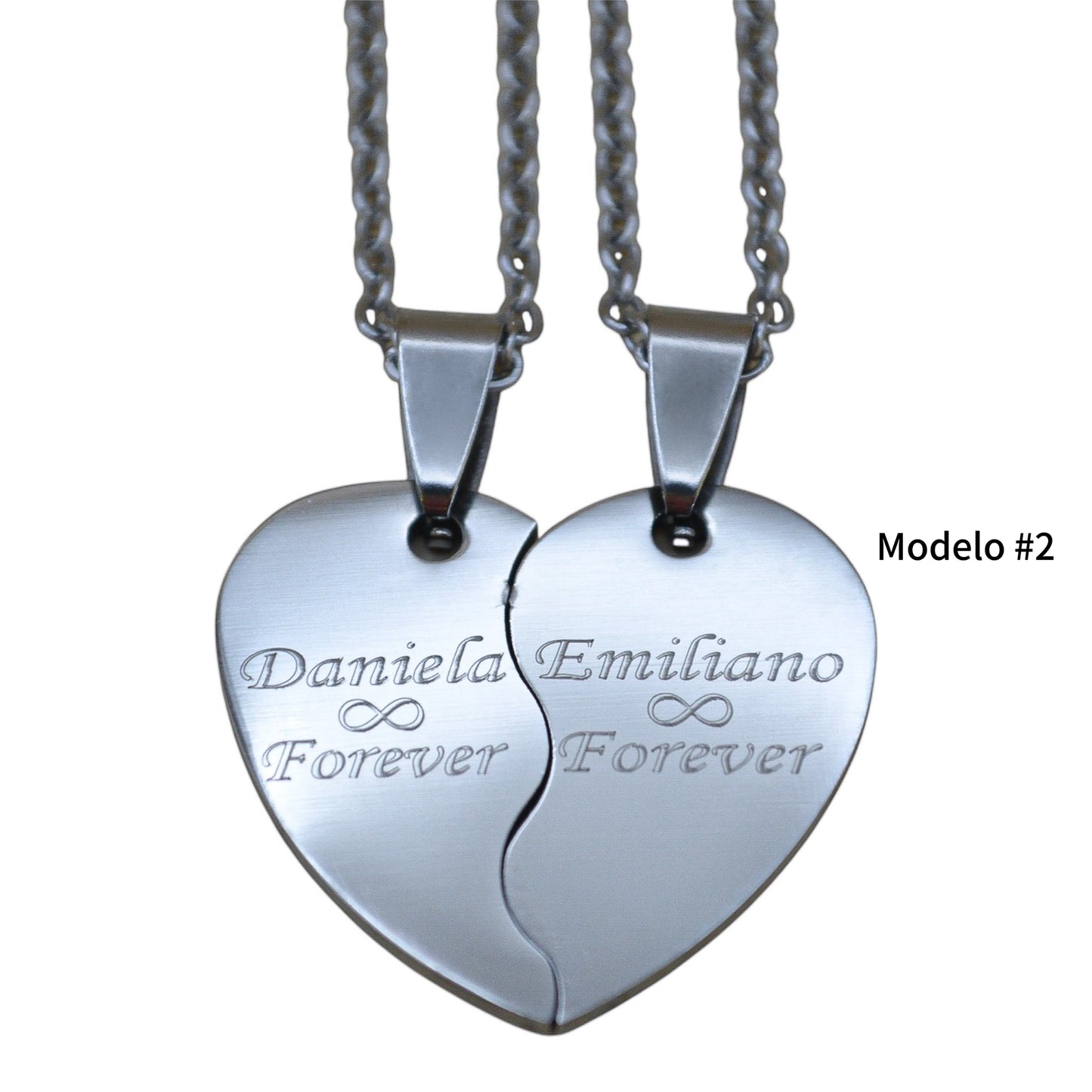 Dúo de collares o llaveros corazón partido personalizados