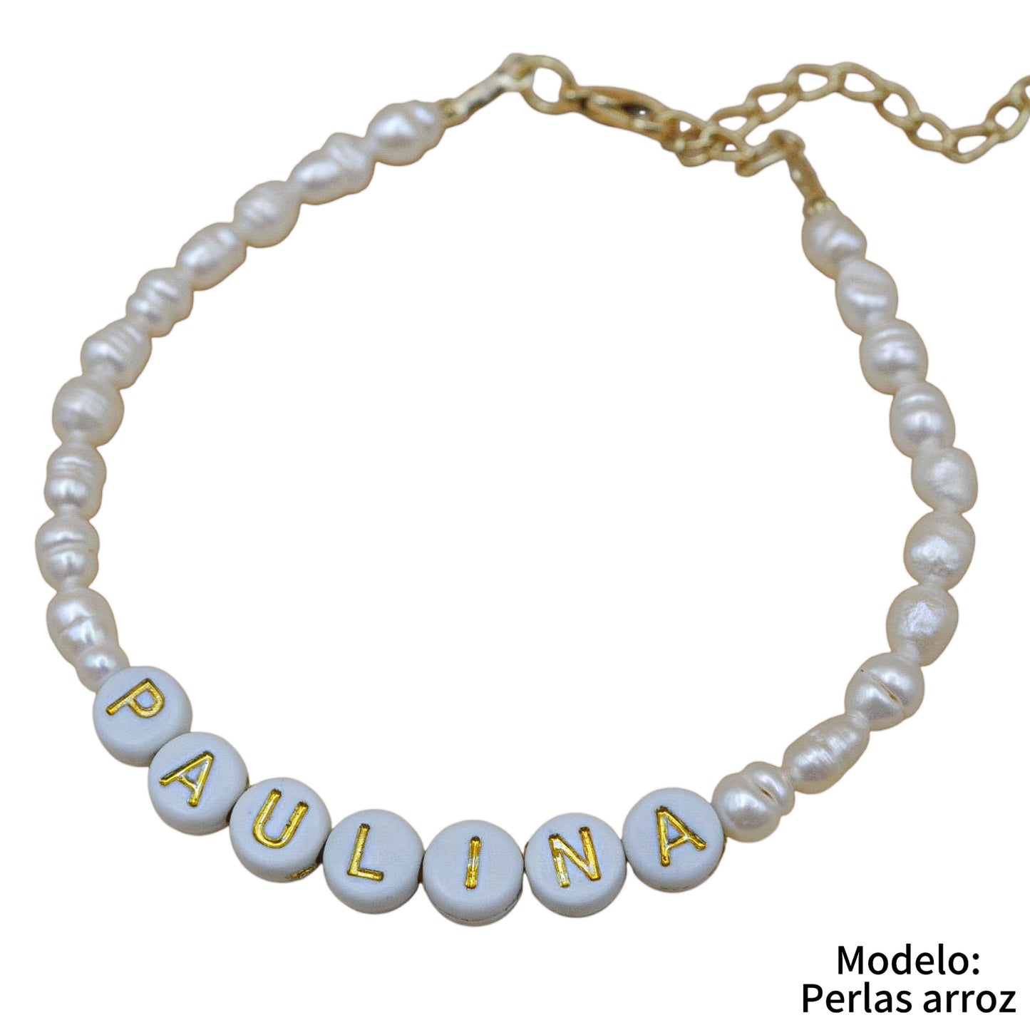 Pulsera personalizada perlas de río naturales y letras acrílicas