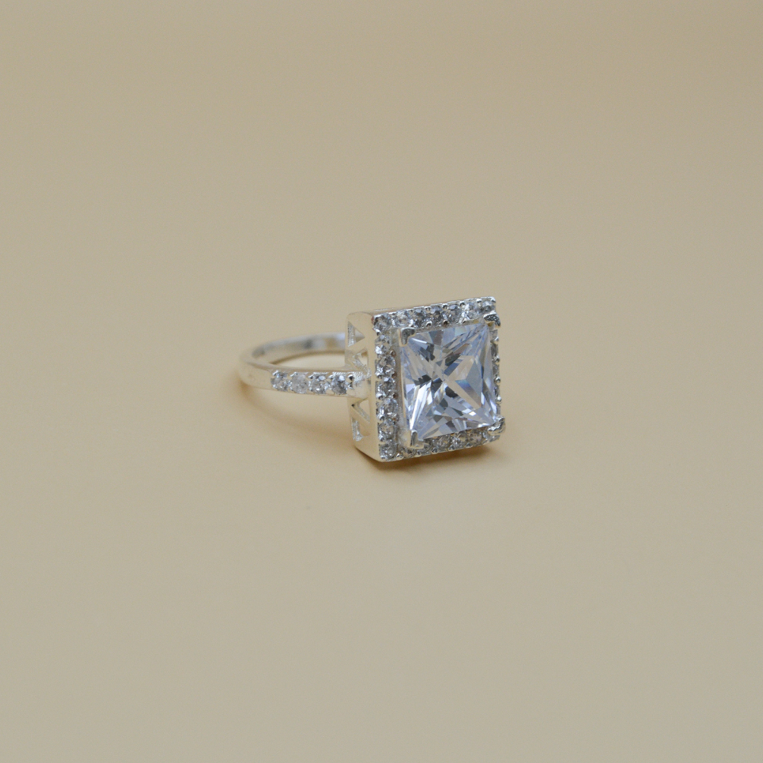 Anillo plata .925 zirconia cuadrada natural