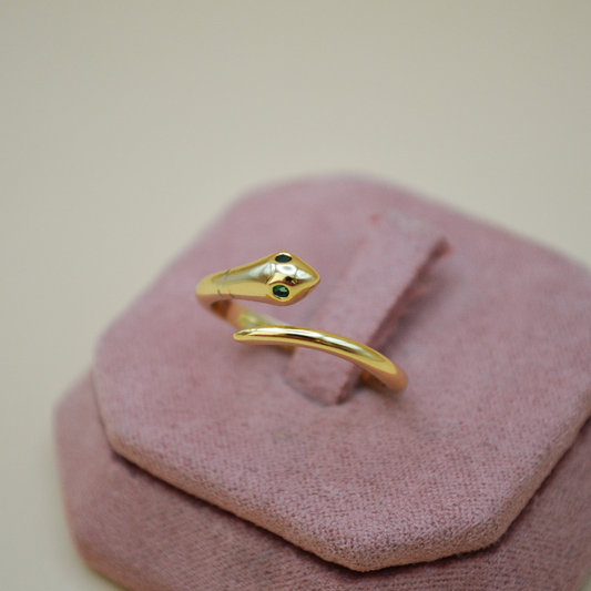Anillo víbora zirconia