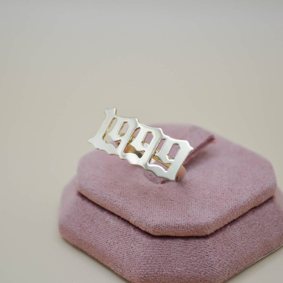 Anillo personalizado año ajustable