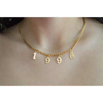 Collar personalizado año colgante gótico gold
